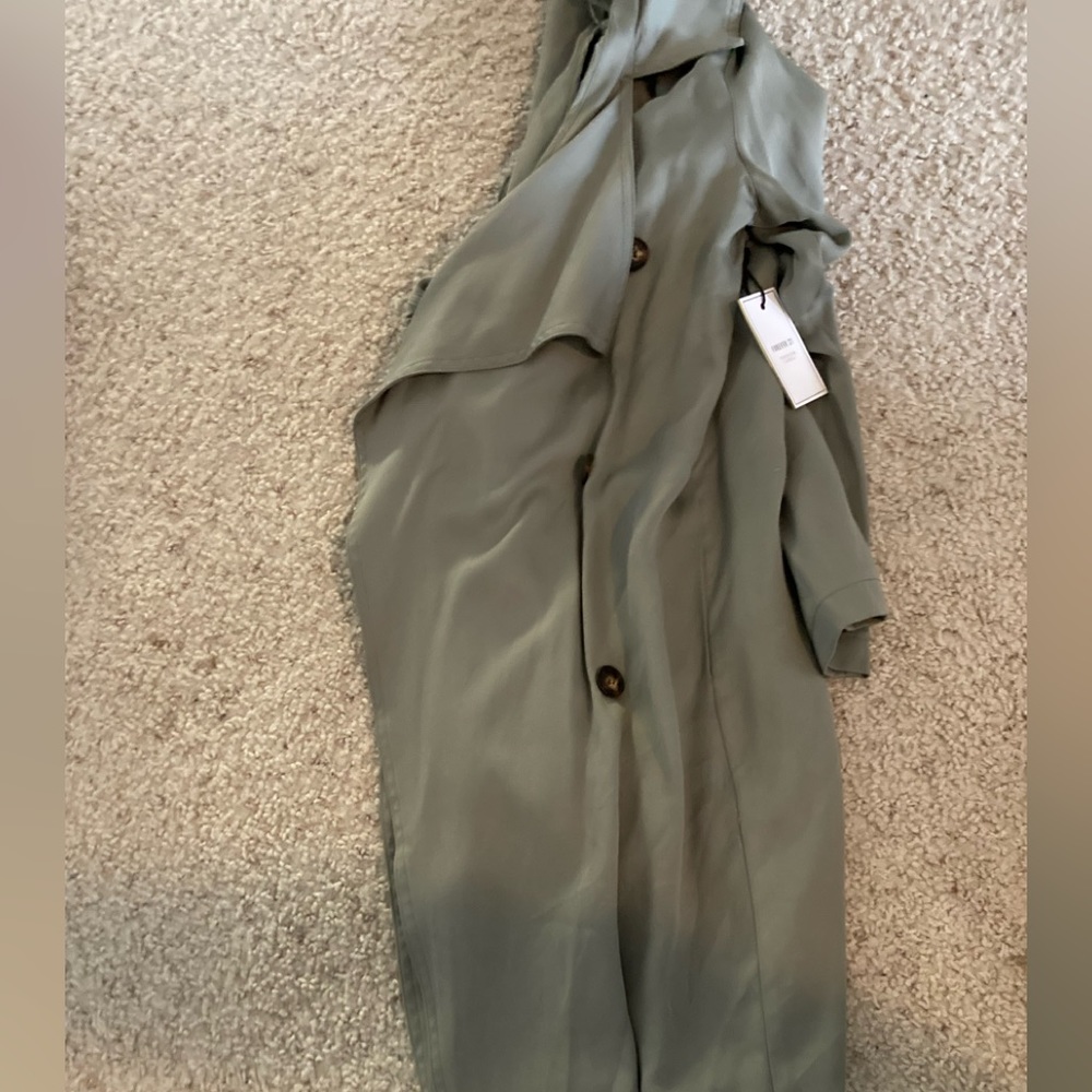 Green light weight trench coat